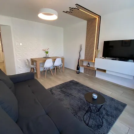 Apartment Ikon