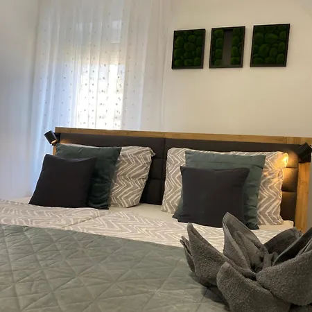 Apartment Ikon
